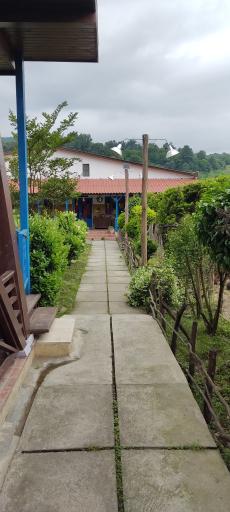 عکس باغ رستوران سنتی روزی روزگاری