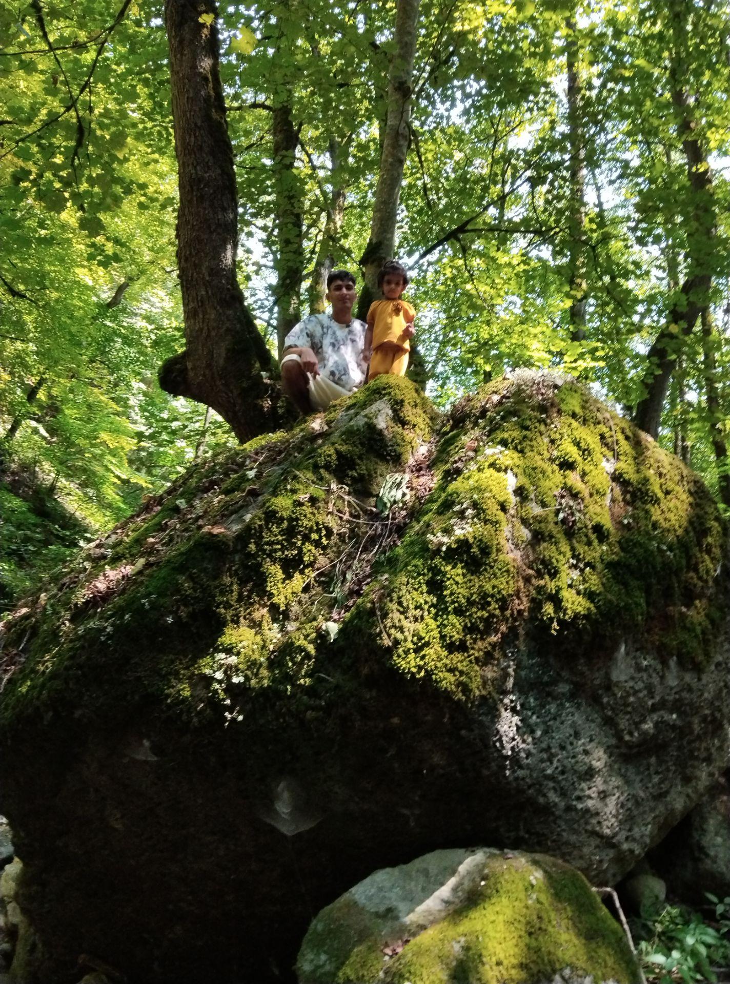 عکس آبشار جواهرده