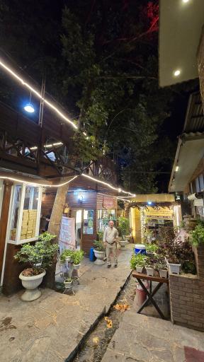 عکس کافه رستوران لاویج زکوی