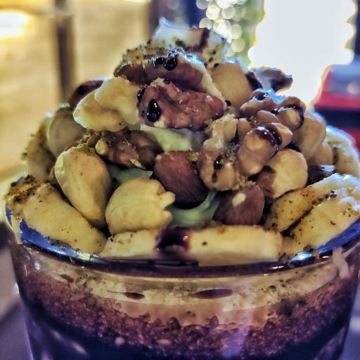 عکس کافی شاپ چالش