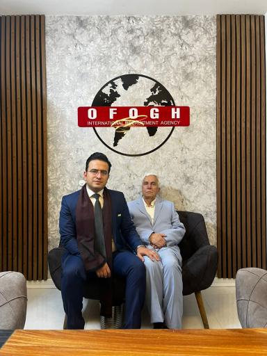 عکس کاریابی داخلی و خارجی افق