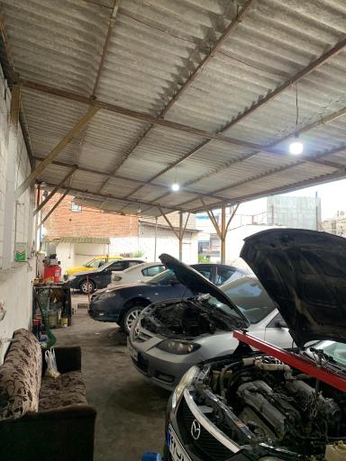 عکس تعمیرگاه تخصصی مزدا کاپرا بسترن معراج