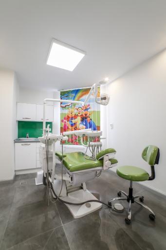 عکس کلینیک دندانپزشکی مهستان 