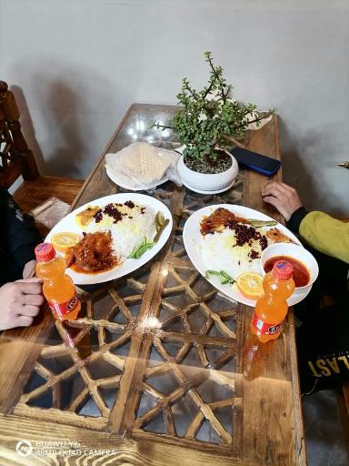 عکس غذاخوری شباهنگ