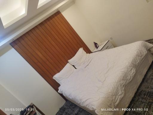 عکس هتل آپارتمان سفید بندر عباس