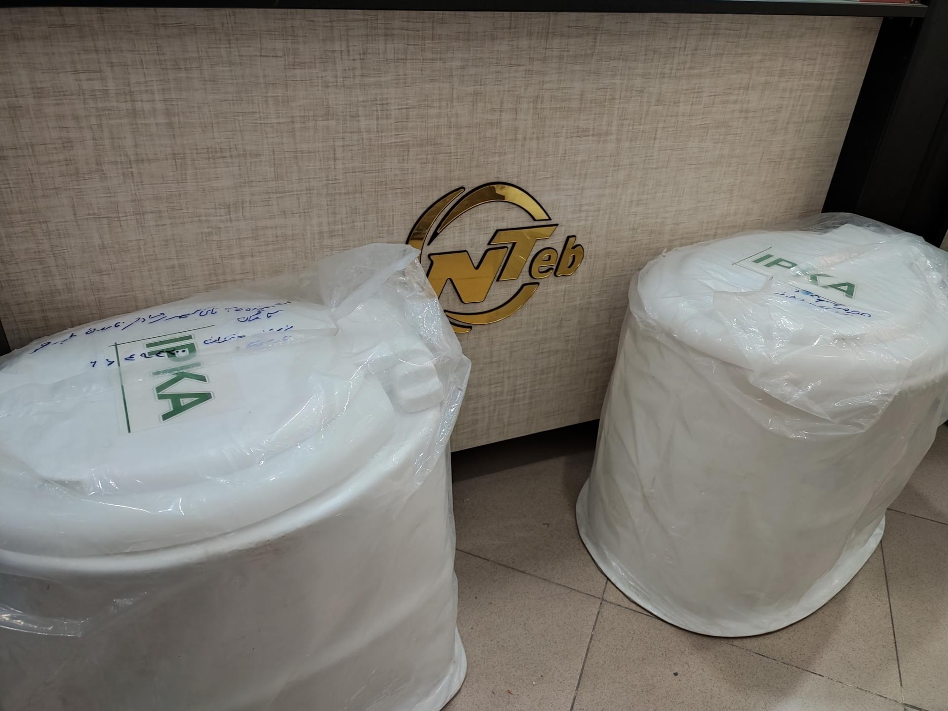 عکس تجهیزات پزشکی و آزمایشگاهی نارون طب