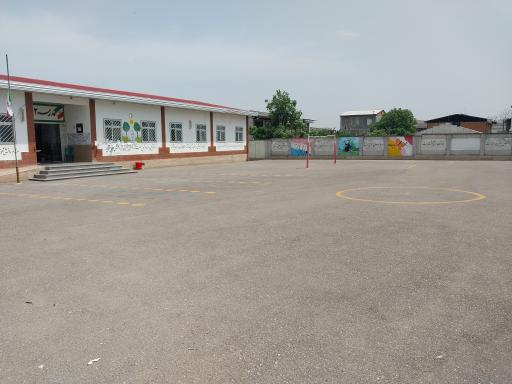 عکس دبستان ۶ کلاسه برکت ۲۲ بهمن