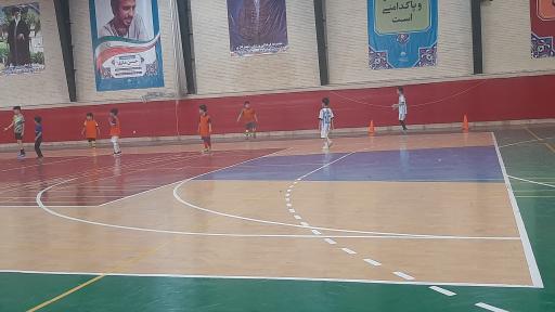 عکس سالن ورزشی شهید حسن غازی