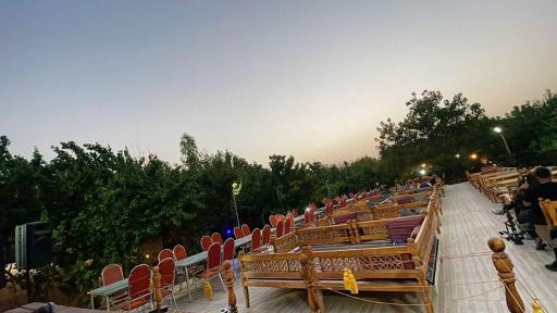 عکس باغچه رستوران بهشت گمشده 