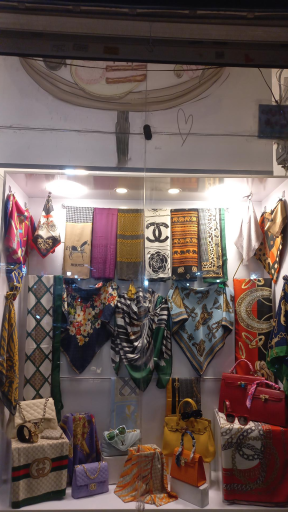 عکس شال و روسری پینتو