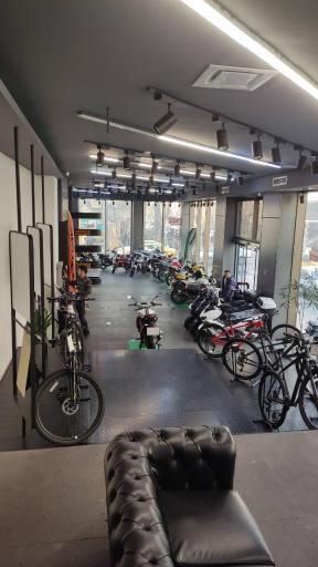 عکس نیکران موتور پاسارگاد