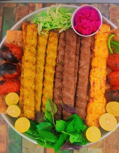 عکس سفره خانه سنتی باغ سرآسیاب