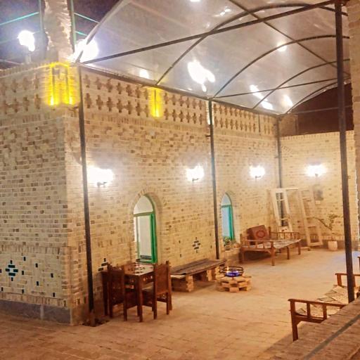 عکس سفره خانه سنتی باغ سرآسیاب