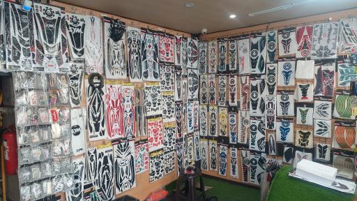 عکس تعمیرگاه مانکی موتوری