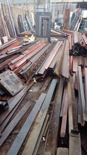 عکس آهن الات مستعمل نظری