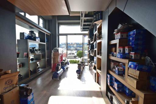 عکس فروشگاه پيشرو ابزار گراد