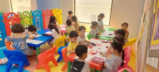 عکس مرکز کودک و نوجوان آفتابگردون