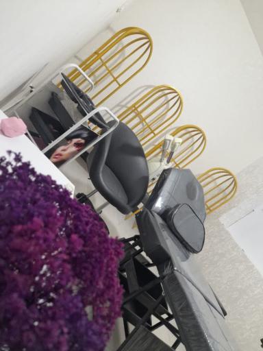 عکس آموزشگاه و آرایشگاه سما 