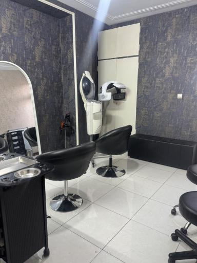 عکس سالن زیبایی کیم کراتین