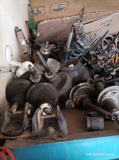 عکس تعمیرات تخصصی انواع کمک فنر 