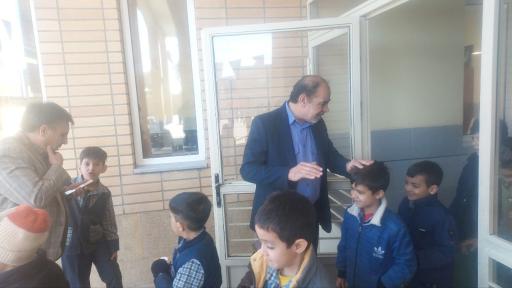 مدرسه زنده یادعلیرضا صادقی