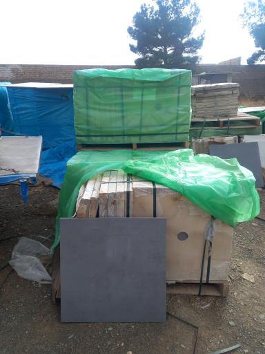 عکس انبار سرامیک نجفی