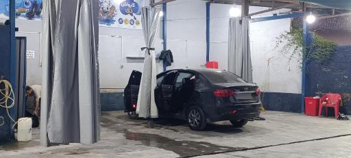 عکس پارکینگ و کارواش دی