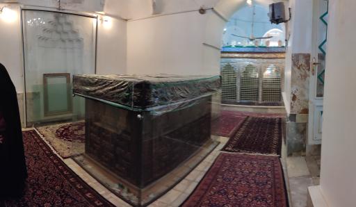 عکس حرم مطهر عبیدالله ابن علی صالح  بقعه چهل دختران