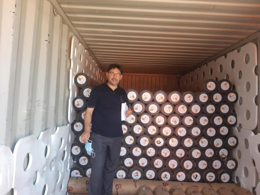 عکس انبار بنر تجارت نوین