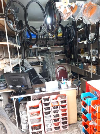 عکس نمایندگی و فروشگاه لوازم کشاورزی خوشا