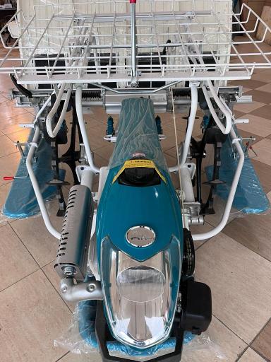 عکس نمایندگی و فروشگاه لوازم کشاورزی خوشا