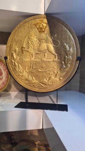 عکس گالری هنری رعنا