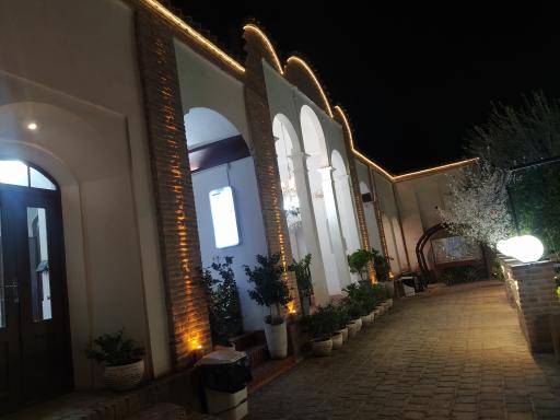 عکس رستوران عمارت دربار