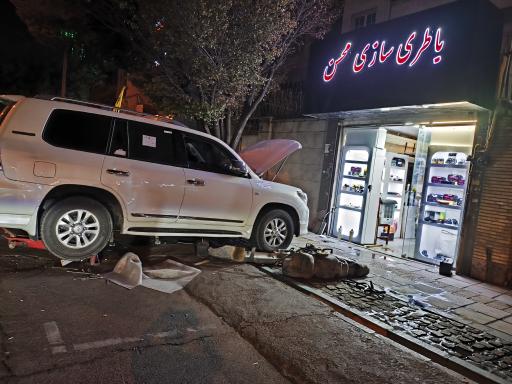 عکس باطری سازی محسن 