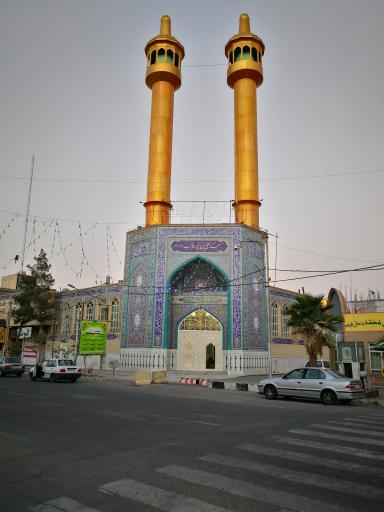 مسجد علی بن ابی طالب (ع)