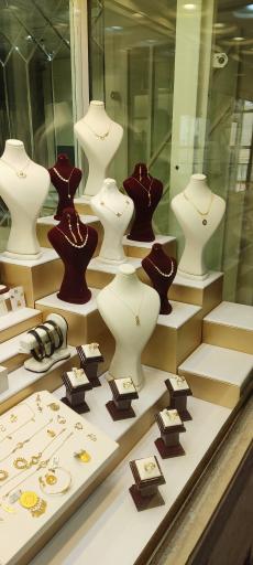 عکس گلد گالری صفایی