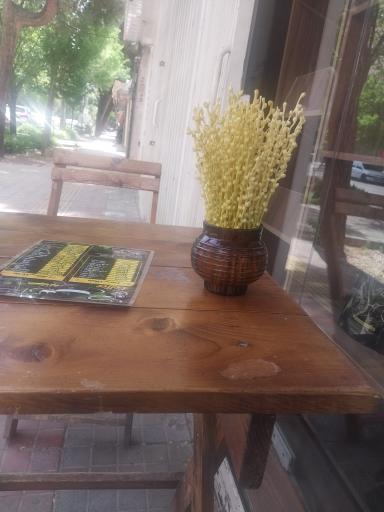 عکس قهوه شکلات آرتین شعبه ۳