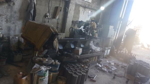 عکس ماشین سازی لاریمیان