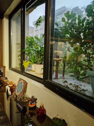 عکس کافه ویست موزیک