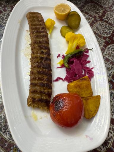 عکس رستوران آراخوان