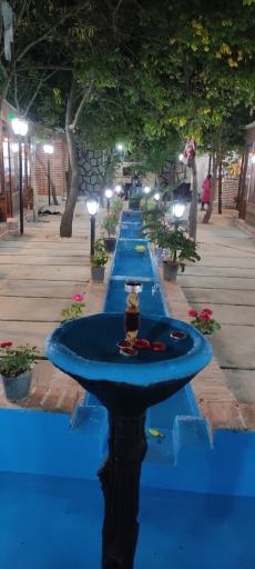 عکس کافه رستوران لاوی