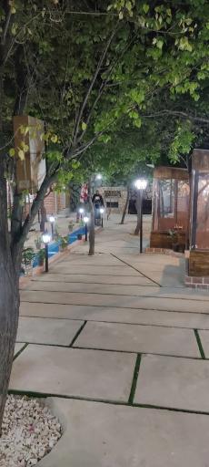 عکس کافه رستوران لاوی