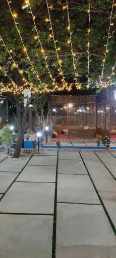 عکس کافه رستوران لاوی