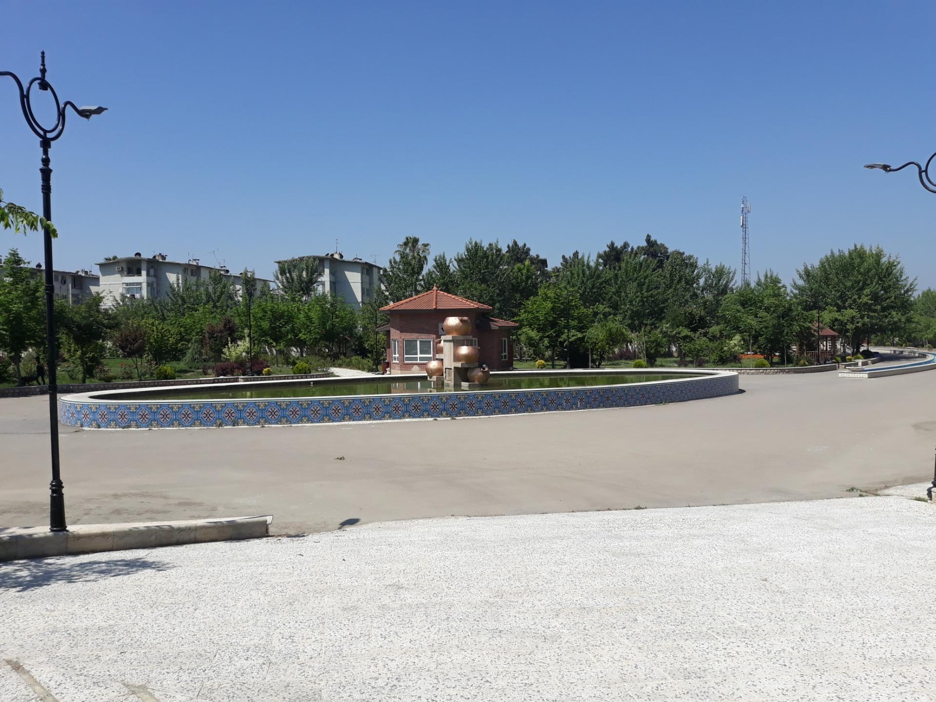 عکس باغ بانوان ساری