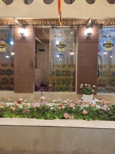 عکس رستوران سنتی تاج سلطان