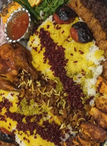 عکس رستوران سنتی تاج سلطان