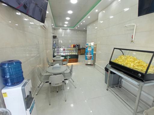 عکس آبمیوه و بستنی کدخدایی 