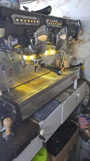 عکس کافه پاتوق دایی امیر