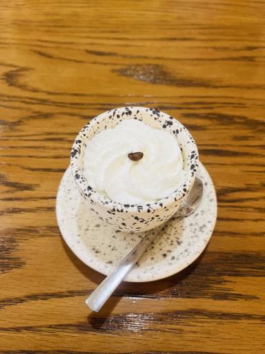 عکس کافه مربع سیاه (بلک اسکوئر)