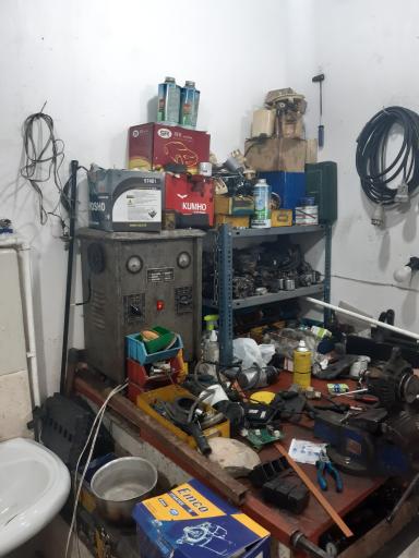 عکس خدمات فنی تخصصی وفادار (باطری سازی)